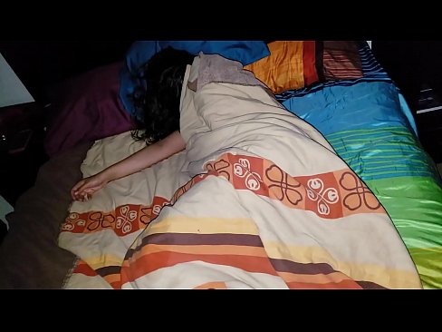 ❤️ Nevlastný syn nadáva svojej mladej nevlastnej matke, zatiaľ čo ona spí. Sex video na nás sk.onlyindianpornx.ru ❌